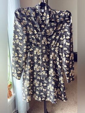 Topshop Black Floral Mini Dress with White and Yellow Flowers